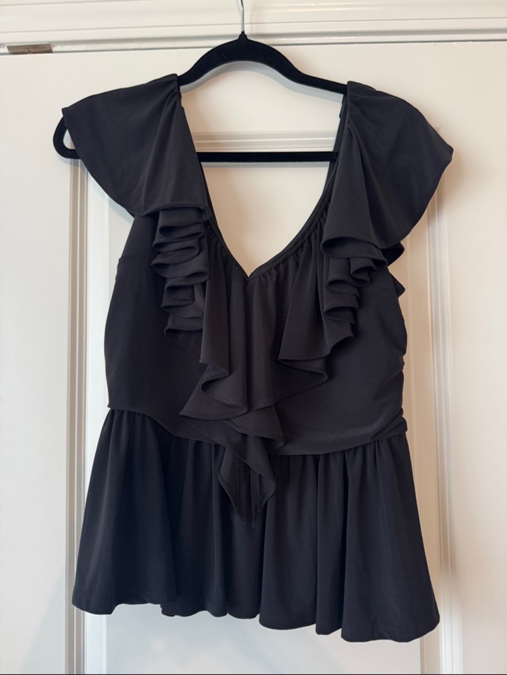 Express Black Sleeveless Ruffle V-Neck Top